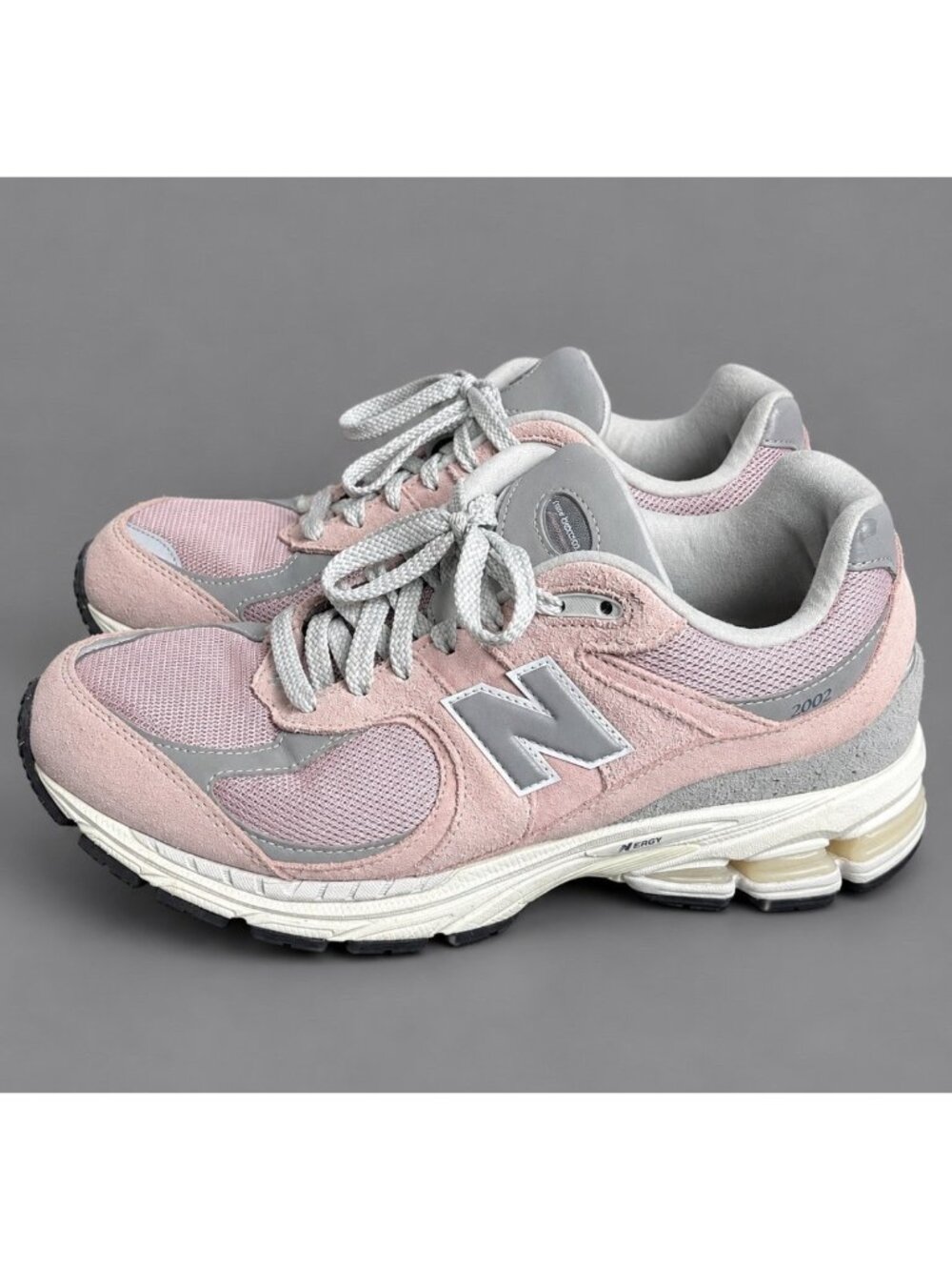 NEW BALANCE Mens Size 12 Orb Pink/Gray 2002R Sneakers